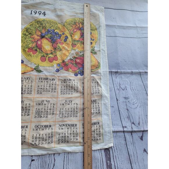 Vintage 1994 Calendar Dish Kitchen Towel Pears Fruit Berries Dishes - Picture 6 of 9